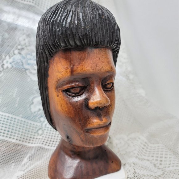 Vintage Hand Carved Woman's Head Figurine - Picture 6 of 9